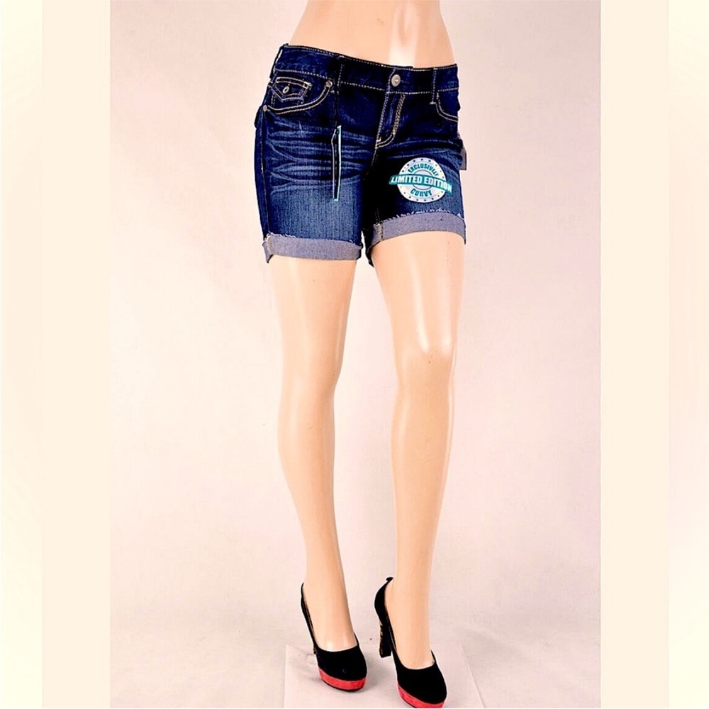 Ariya Jeans Curvy Limited Edition Shorts